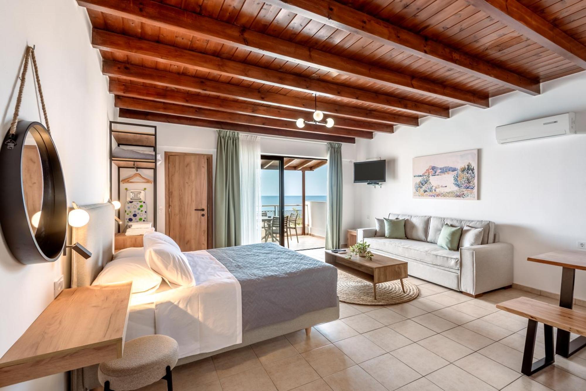 Superb Apartments Kriaras Sea View In Sfakia Хора-Сфакион Экстерьер фото